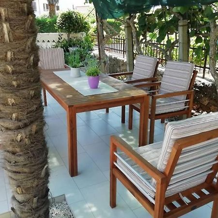 Near Beach - Apartments Marica - Studio Ровинь Экстерьер фото